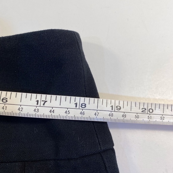 INC International Mid Rise Black Capri Pants - Picture 6 of 6